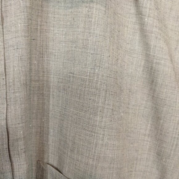 Trump Arrow Dress Shirt (like new) - Picture 3 of 3